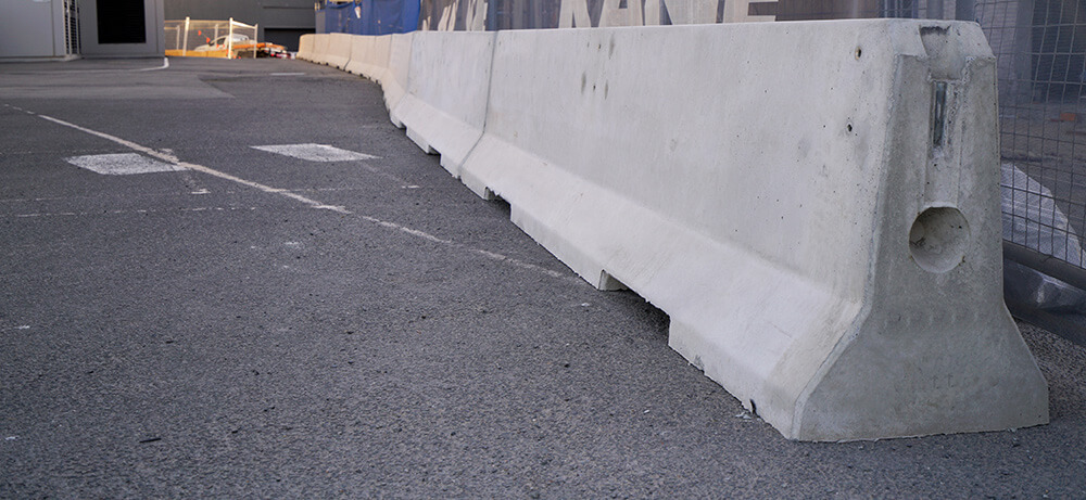 Concrete Crash barrier information