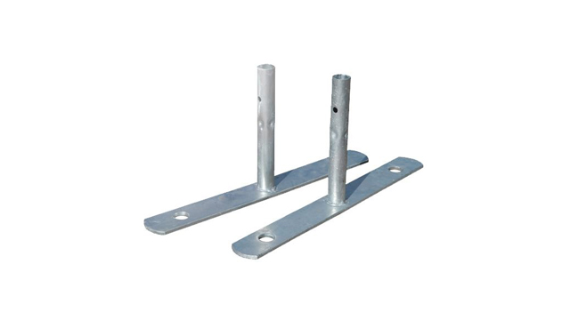 Galvanised feet for crowd control barriers